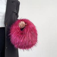 Sac à main tendance Y2K rose pour femme avec pompon en fausse fourrure de raton laveur, sac à main en peluche moelleuse pour femme
