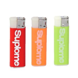 Pistola de Agua Supreme Lighter, Tamaño Único, Juguete de Plástico para Rociar Agua, Diversión en la Playa - Product Image 5