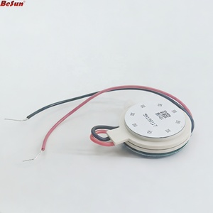 Pompe piézoélectrique miniature portable YYP28-45A avec manomètre compact, système de gonflage semi-conducteur à faible bruit - Product Image 1