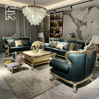 Ensemble de canapés de style français, structure en acajou massif, cuir pleine fleur capitonné, sculpté à la main, écologique, durable, dossier camelback, luxe pour la maison