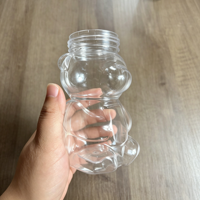 Bouteilles de thé au lait jetables en PET transparentes en forme de petit ours de 350 ml et 500 ml avec couvercle en aluminium et bouchon à vis pour café