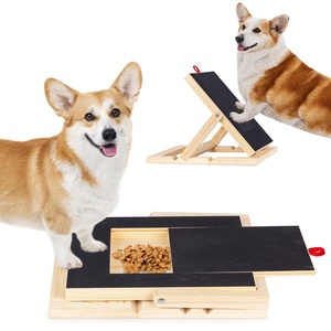 Coupe-ongles pour chien avec boîte à friandises, planche à gratter réglable pour les pattes, meuleuses et coupe-ongles - Product Image 1
