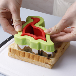 Khủng long hình dạng màu vàng màu xanh lá cây thép không gỉ dễ thương <span class=keywords><strong>Cookie</strong></span> khuôn DIY ăn trưa Rau Trái Cây bánh sandwich cắt cấp thực phẩm thân thiện với môi - Product Image 5