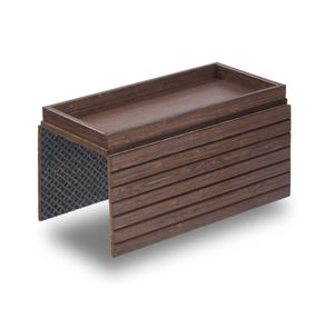 Plateau d'accoudoir de canapé en bois avec pieds réglables, compatible avec les canapés étroits, design ergonomique pour le cou et support de téléphone rotatif - Product Image 1