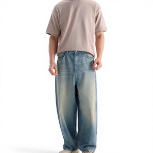 Jeans en denim délavé bleu clair vintage pour hommes, coupe décontractée, jambe droite, style streetwear, en coton, vente en gros - Product Image 1