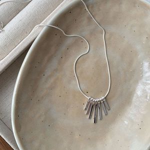 S925 Sterling <b>Silver</b> <b>Fan</b> Shape Geometric Clavicle Necklace For Women Everyday Wear - Product Image 4