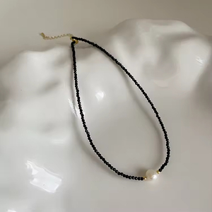 New Style Elegant Black Crystal Necklace Vintage Adjustable <b>Chokers</b> Necklace Korean Freshwater Pearl Necklace for Girls - Product Image 2