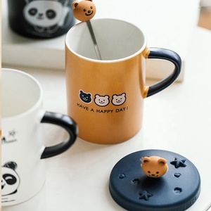 Taza de cerámica nórdica con diseño personalizado de panda, tazas de café de lujo con dibujos animados, taza de leche con tapa de silicona - Product Image 3