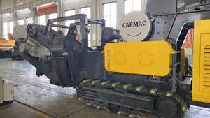 Concasseur à mâchoires mobile hydraulique à commande à distance pour travaux <span class=keywords><strong>de</strong></span> construction avec composants d'engrenage essentiels - Product Image 3