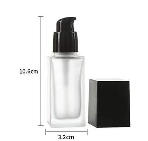 Flacon pompe en verre transparent givré carré pour cosmétiques liquides, fond de teint, sérum, lotion, 15 ml, 20 ml, 30 ml, 40 ml - Product Image 3