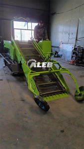 Máquina cosechadora autopropulsada fácil de operar, cosechadora de zanahoria, taro, patata, yuca - Product Image 4