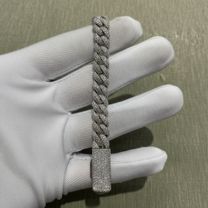 Moissanite Diamond Cuban Link Bracelet VVS1 probador de diamantes de calidad Plata de Ley 925 para hombres y para mujeres. - Product Image 1