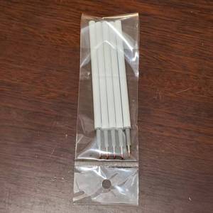 変形ペン ダイヤモンド幾何学模様 トレンド プラスチックゲルペン ゴールド＆レッドカラー 0.5mmペン先 カスタムロゴオプション付き - Product Image 6