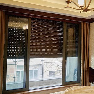 55mm Persiana enrollable de aluminio Ventana y puerta Láminas insertadas de espuma PU - Product Image 6
