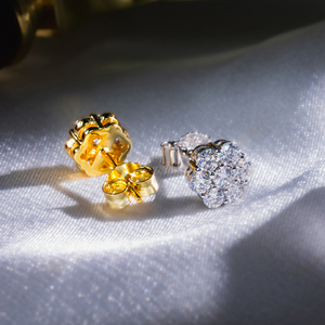 Pendientes de Flor con Moissanita en Racimo GRA, Chapados en Oro de 14K, Plata de Ley 925, Flor con Diamante VVS, Joyería Fina de Lujo para Hombre y Mujer - Product Image 6