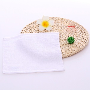 <span class=keywords><strong>Serviette</strong></span> carrée en coton 25x25cm pour bébé et nourrisson de <span class=keywords><strong>maternelle</strong></span>, douce, tissage uni, personnalisable avec logo, vente en gros - Product Image 6