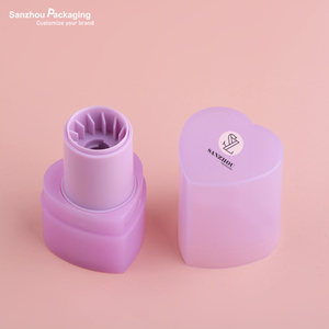 Stick de baume à lèvres et <span class=keywords><strong>blush</strong></span> en forme de cœur, tube de 4,5 g - Product Image 3