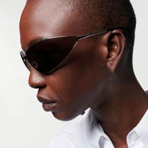 Gafas de Sol Personalizadas con Logotipo, Moda Retro 2025, Unisex, Metálicas, Estilo Y2K, Protección UV400, Polarizadas, Ojo de Gato, para Conducir - Product Image 2