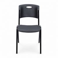 Chaise de mariage ergonomique en polypropylène renforcé avec poignée de transport OEM pour conférences au bord de la piscine, auberges, projets de location, réceptions