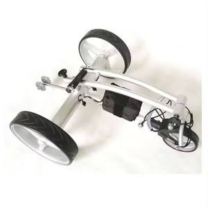 Voiturette de <span class=keywords><strong>golf</strong></span> <span class=keywords><strong>électrique</strong></span> télécommandée à 3 roues, <span class=keywords><strong>chariot</strong></span> de <span class=keywords><strong>golf</strong></span> pliable en aluminium pour golfeurs - Product Image 5