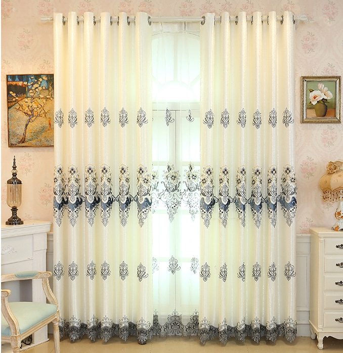 Tessuto per tende bianco