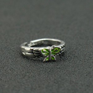 แหวนแฟชั่นลายผีเสื้อของโจลีน คูโจ จากอนิเมะโจโจ้ ผจญภัยสุดแปลกประหลาด แหวนปรับขนาดได้สำหรับแฟนสาว ของขวัญงานปาร์ตี้ เครื่องประดับ - Product Image 3