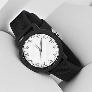 Reloj sencillo e informal para niñas: versátil, con esfera ultrafina, resistente al agua, luminoso, reloj de cuarzo para estudiantes - Product Image 6