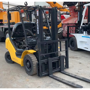 Montacargas Komatsu FD30 de 3 Toneladas Usado en Venta, con Motor Diésel - Product Image 1