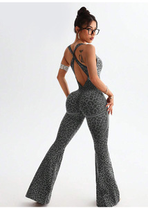 <span class=keywords><strong>Tuta</strong></span> Sportiva Intera da Donna Yimo con Stampa Leopardata Senza Maniche, Set da Corsa con Schiena Scoperta e Arricciatura sul Sedere - Product Image 6