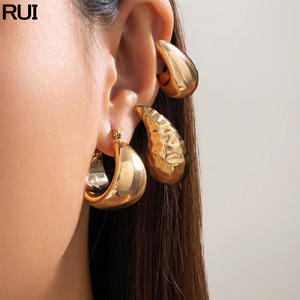 Regalos de fiesta para mujer, nuevos pendientes simples con forma de gota de agua y coma para mujer, pendientes de Piercing gruesos lisos de Color dorado, joyería - Product Image 1