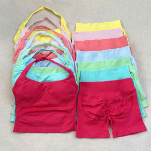 Ensembles de <span class=keywords><strong>sport</strong></span> et de fitness <span class=keywords><strong>sans</strong></span> <span class=keywords><strong>couture</strong></span> personnalisés en gros, débardeur halter, short de <span class=keywords><strong>sport</strong></span> à effet push-up, <span class=keywords><strong>ensemble</strong></span> de yoga respirant à séchage rapide - Product Image 2