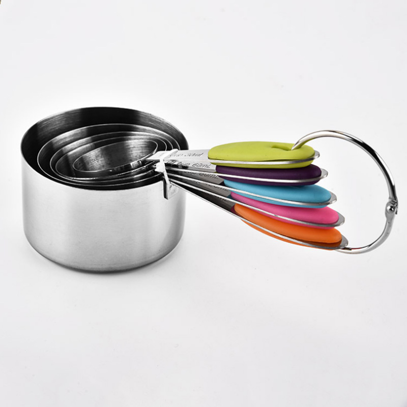 Silver measuring cup set