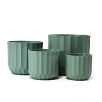 Pots de fleurs et de plantes en plastique personnalisés de style design contemporain pour la décoration de la maison et du jardin, pour usage au sol et dans les centres commerciaux