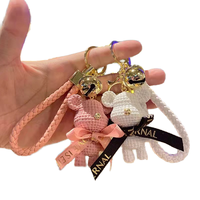 Internet-Célèbre Résine Fourrure Peluche 3D Fil Noeud Papillon Ours Lapin Porte-clés Style Dessin Animé Léger Couple Cadeau Clé Pendentif En Gros