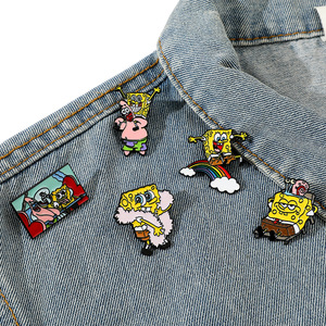 Spilla in metallo classica SpongeBob SquarePants: Personaggi di SpongeBob, Patrick Stella, Gambero, Polpo, Fratello - Accessorio in lega a forma di cartone animato - Product Image 4