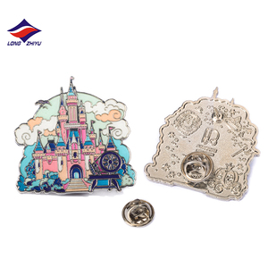 Longzhiyu 18 лет, поставщик значков из цинкового сплава, аниме, жесткие эмалированные значки, металлические значки на лацкан, с вашим собственным дизайном - Product Image 5