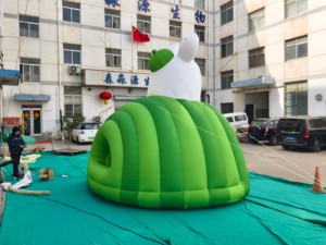 膨らませるタイプのウサギ型緑色のアクティビティデコレーション、膨らませるタイプの漫画風ウサギテント - Product Image 3
