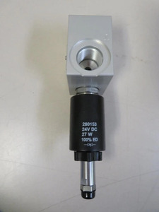 Vanne de décharge solénoïde pour ventilateur de refroidissement hydraulique VOE14616531 14616531 compatible avec les excavatrices Volvo EC250D EC300D EC480E EC750D - Product Image 2