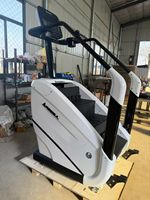 Stepper d'escalade vertical commercial haut de gamme, machine Stairmaster Stepmill, simulateur d'escalier commercial, excellent rapport qualité-prix
