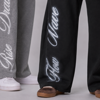 Fabricant de survêtements personnalisés : Ensemble de jogging réversible zippé, coupe courte et oversize, avec sweat à capuche imprimé à carreaux et pantalon de survêtement