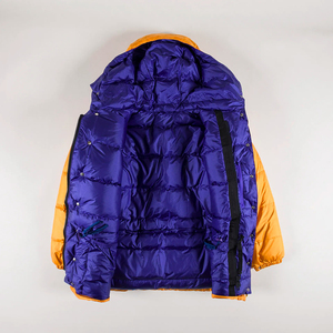 Chaqueta Acolchada Personalizada con Capucha, Chaqueta de Plumón de Ganso de Lujo para Hombre - Product Image 2