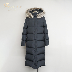 Ventes en gros de manteaux longs en duvet de canard pour femmes, noirs, longs, de marque, avec fourrure - Product Image 1