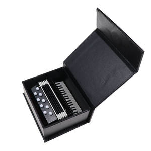 Mini instrumento Musical <span class=keywords><strong>de</strong></span> <span class=keywords><strong>viento</strong></span> <span class=keywords><strong>de</strong></span> latón <span class=keywords><strong>de</strong></span> música <span class=keywords><strong>de</strong></span> acordeón decoración hecha a mano instrumento <span class=keywords><strong>de</strong></span> cumpleaños regalo para acordeón <span class=keywords><strong>de</strong></span> 7x6 cm - Product Image 5
