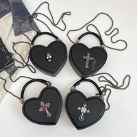 Sac à bandoulière rigide en forme de cœur gothique pour femme, sac à main style punk, sac à main pour femme pour fête d'Halloween et streetwear