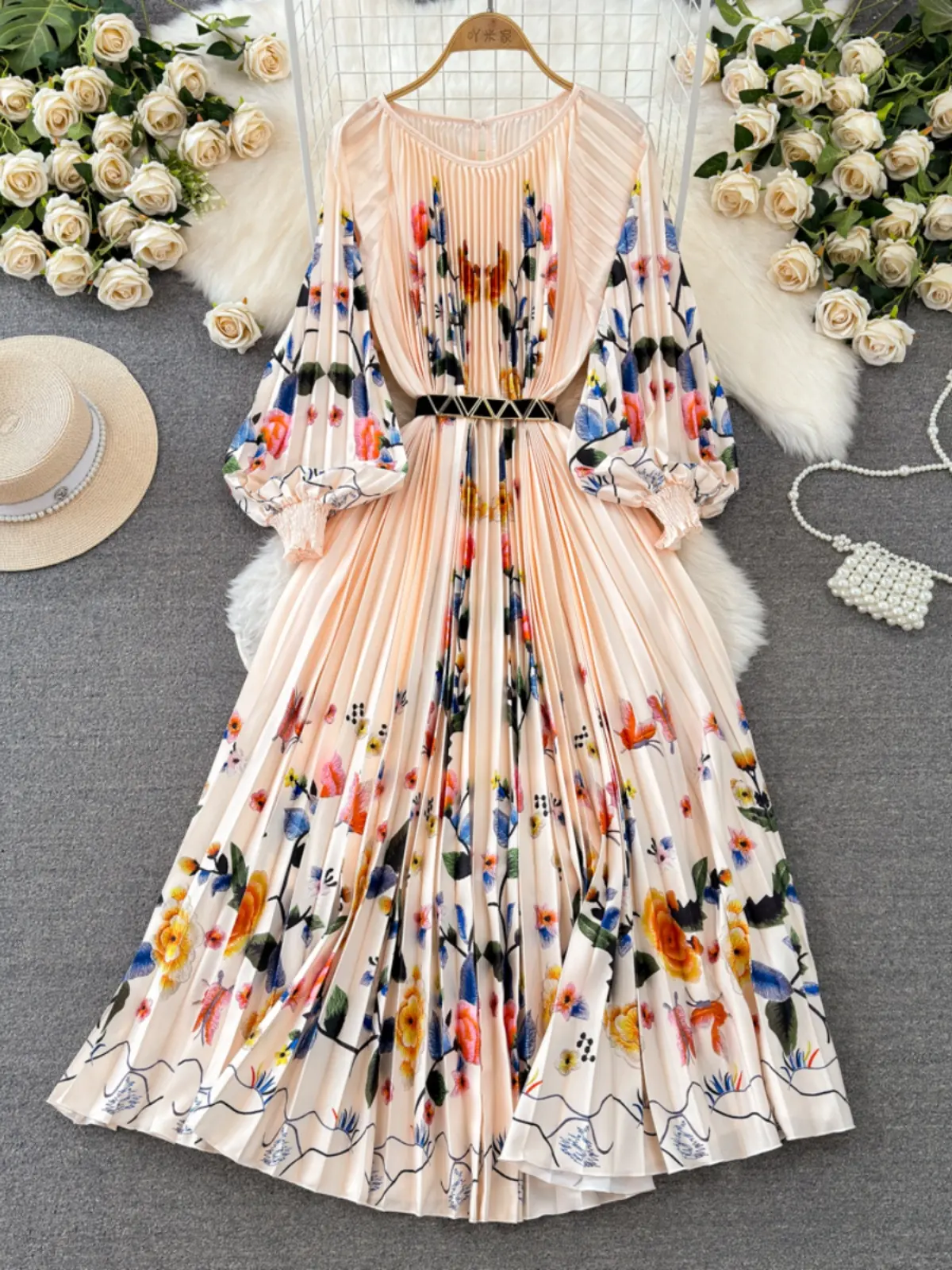 Boutique venta al por mayor 2024 primavera nuevo elegante y elegante cuello redondo cintura colección A-line impreso plisado vestido de mujer
