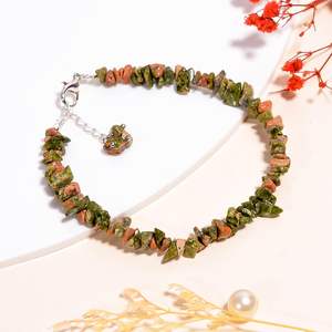 Pulsera de chips de unakita natural de 8 pulgadas, joyería de piedras preciosas en bruto para mujer, uso diario, cadena de ancla multicolor, ajustable - Product Image 3