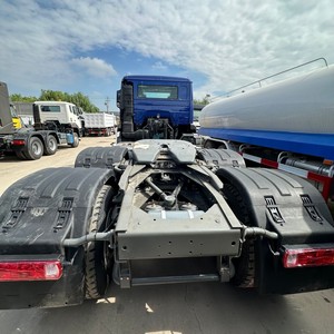 Camion tête motrice d'occasion bleu foncé, poids lourd 70 tonnes, HOWO NX 371 ch 6*4, pour le port d'Abidjan, <span class=keywords><strong>Côte</strong></span> d'Ivoire - Product Image 4