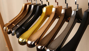 Percha de plastico antiscivolo abito senza cuciture abito da sposa appendiabiti in <span class=keywords><strong>plastica</strong></span> dorata - Product Image 4