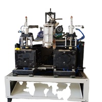 Machine de soufflage de bouteilles de 4 gallons Machine de moulage par soufflage de bouteilles en plastique PP PE-HD à grande vitesse Moulage par extrusion-soufflage de bouteilles d'eau
