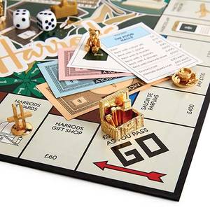 Juego de Mesa Monopoly con Licencia Oficial de Harrods X Monopoly Square, Regalo Corporativo - Product Image 4